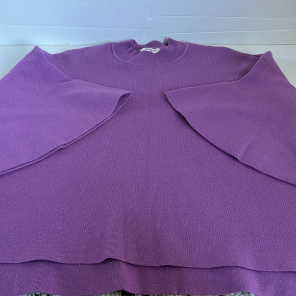 Zenana lavender mock neck bell sleeve sweater side slits slight hi-lo - Picture 14 of 16